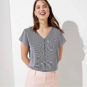 EUC LOFT Plus Striped Buttoned Petal Sleeve Top 20